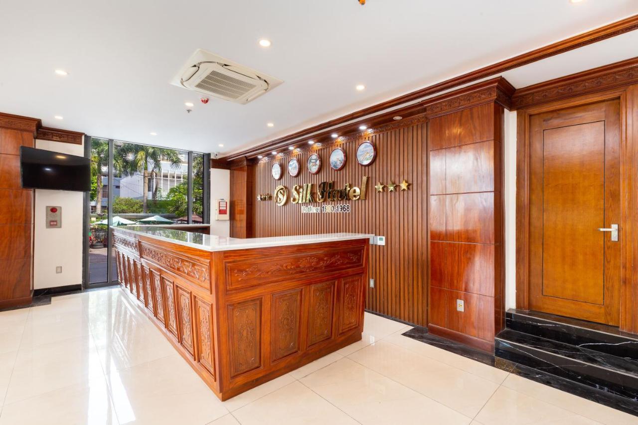 Silk Hong Ha Airport Hotel 호치민 외부 사진