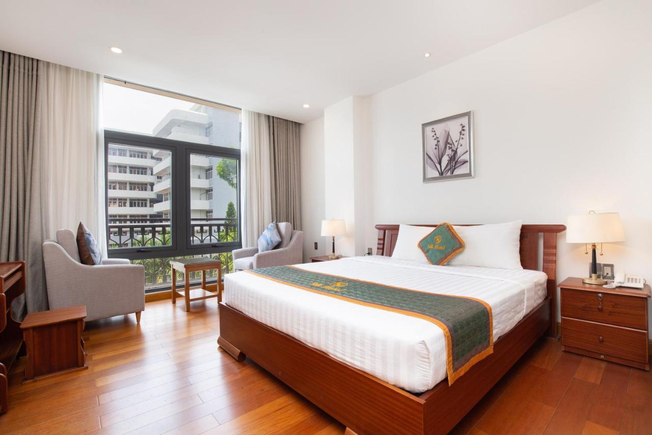 Silk Hong Ha Airport Hotel 호치민 외부 사진