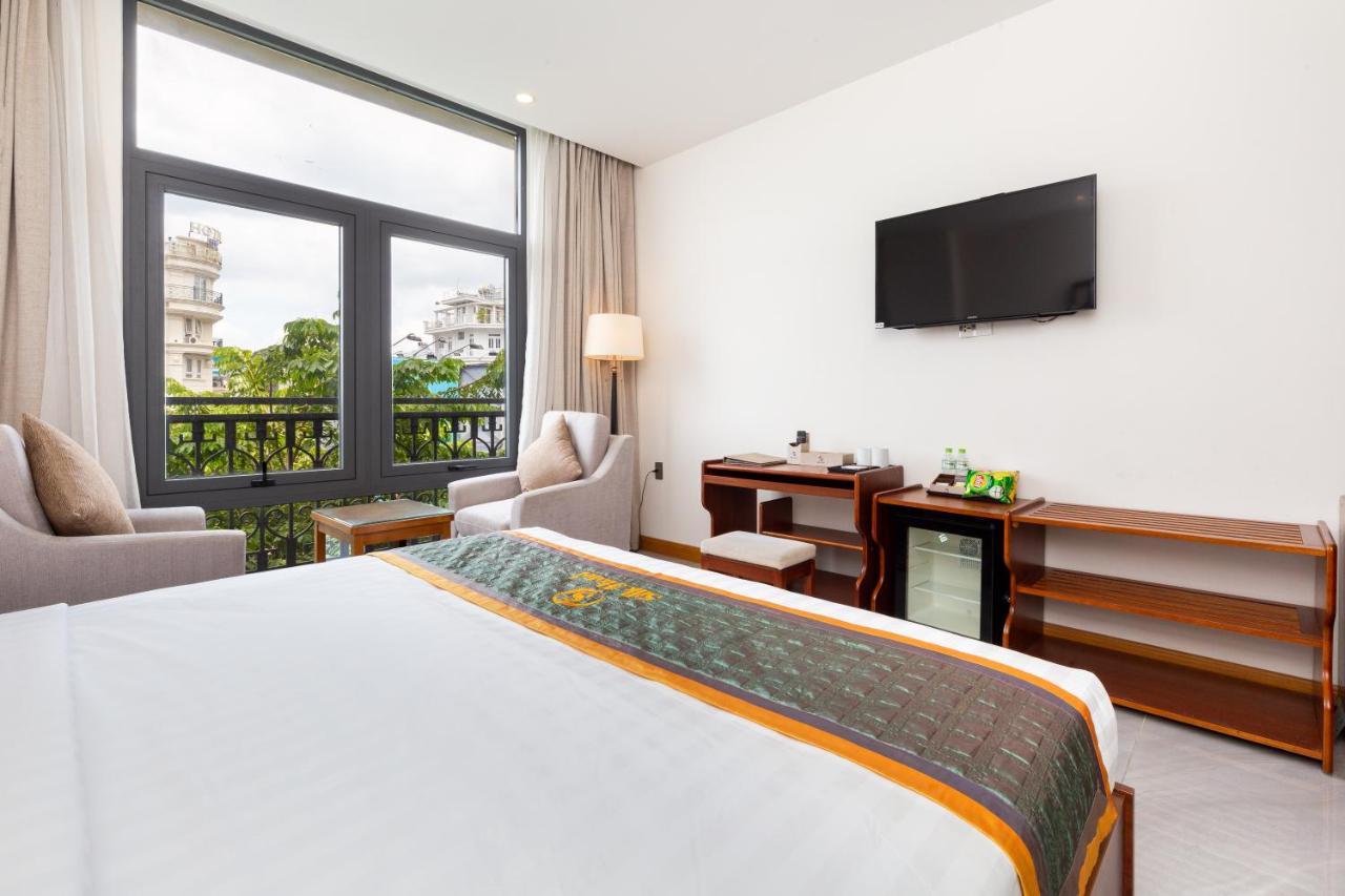 Silk Hong Ha Airport Hotel 호치민 외부 사진