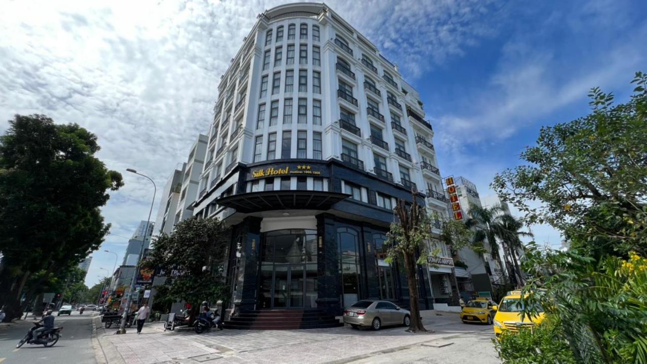Silk Hong Ha Airport Hotel 호치민 외부 사진